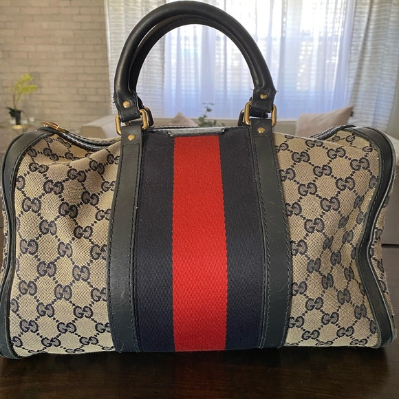 Authentic Gucci handbag - Picture 1 of 9